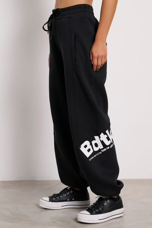 Womens high-waisted jogger form  ORIGINALS